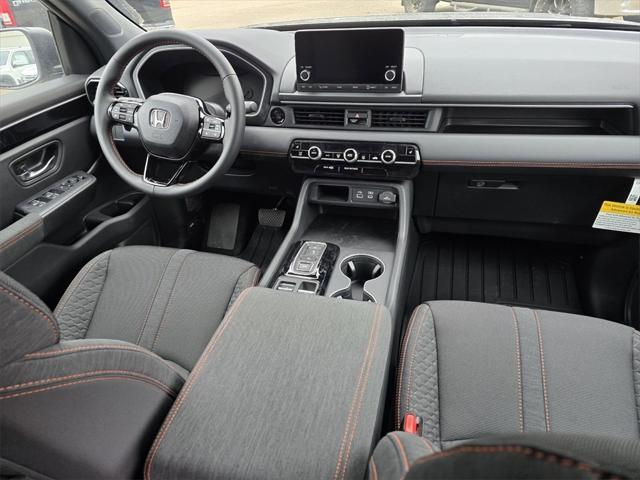 new 2025 Honda Pilot car, priced at $44,480