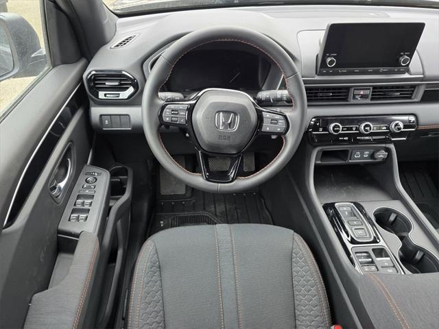 new 2025 Honda Pilot car, priced at $44,480