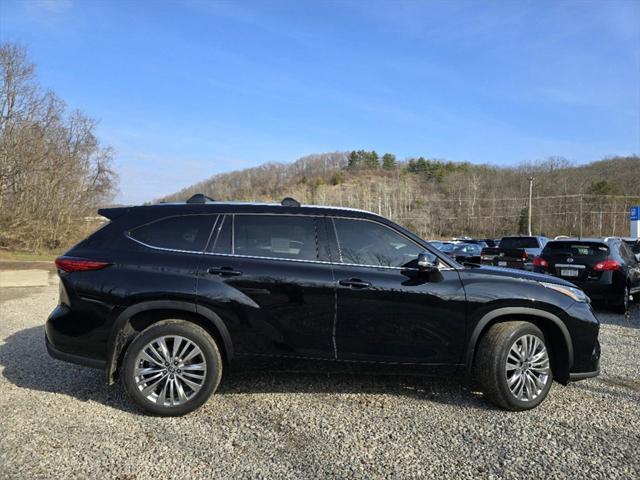 used 2023 Toyota Highlander car, priced at $45,851