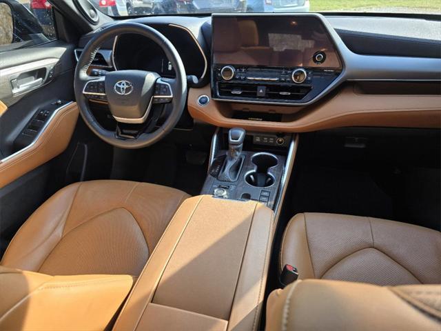 used 2023 Toyota Highlander car, priced at $45,851