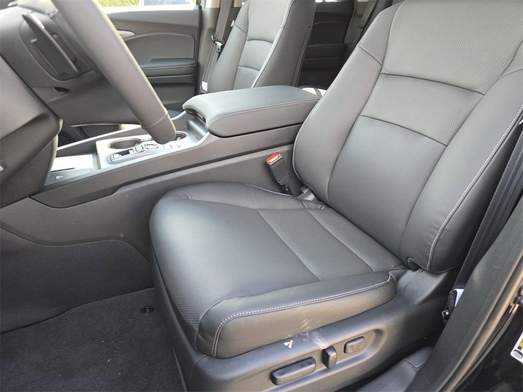 new 2025 Honda Ridgeline car, priced at $44,430