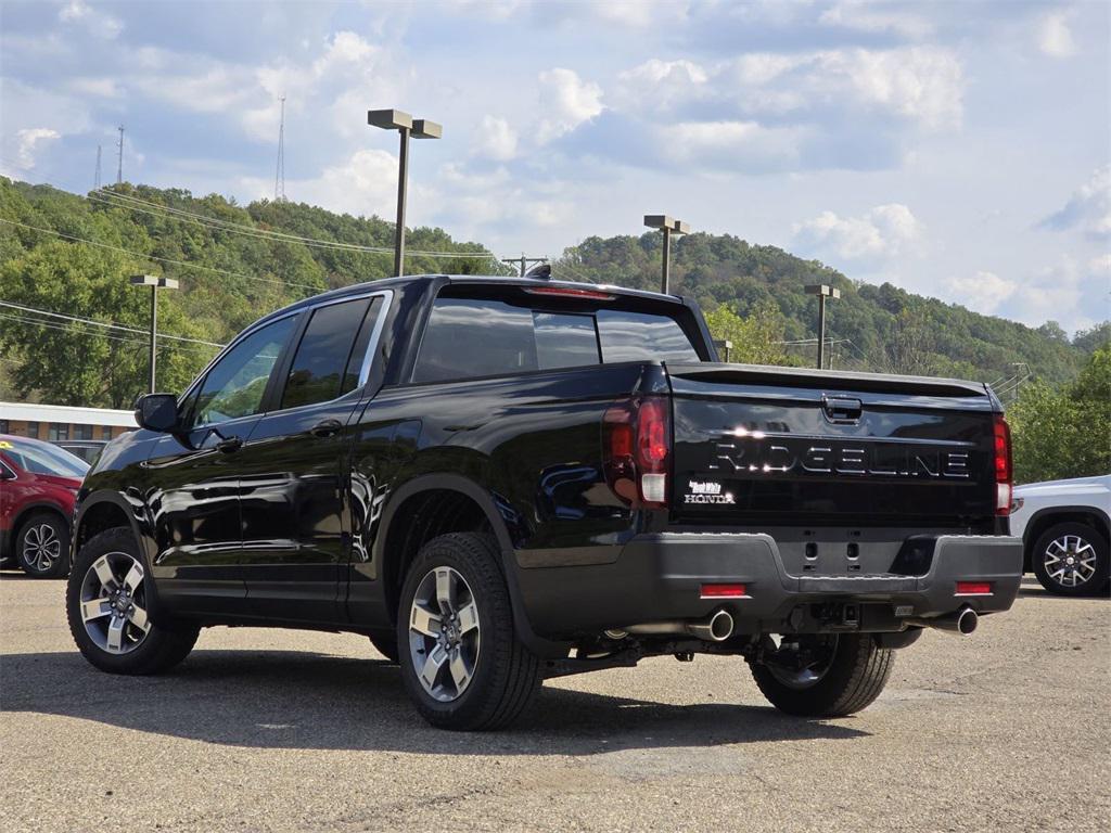 new 2025 Honda Ridgeline car, priced at $44,430