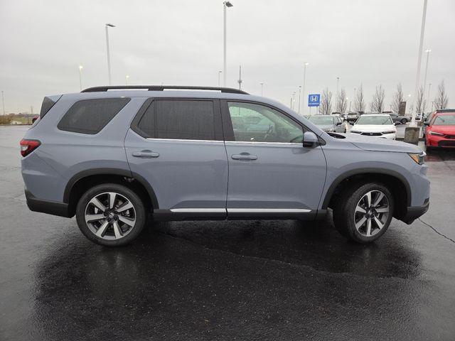 new 2025 Honda Pilot car, priced at $51,550