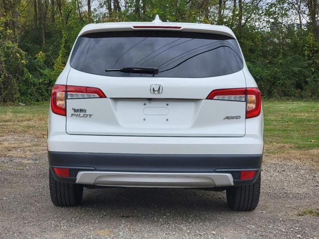 used 2021 Honda Pilot car, priced at $25,905