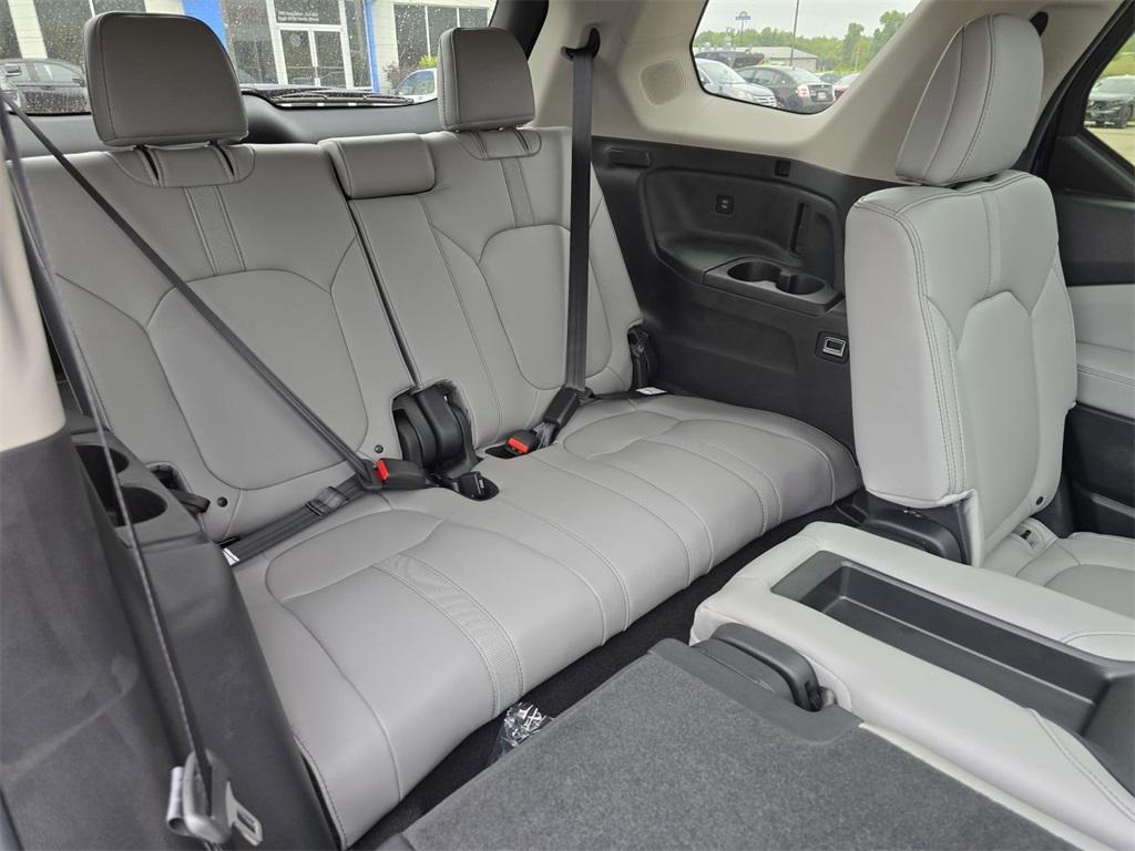 new 2025 Honda Pilot car, priced at $53,250