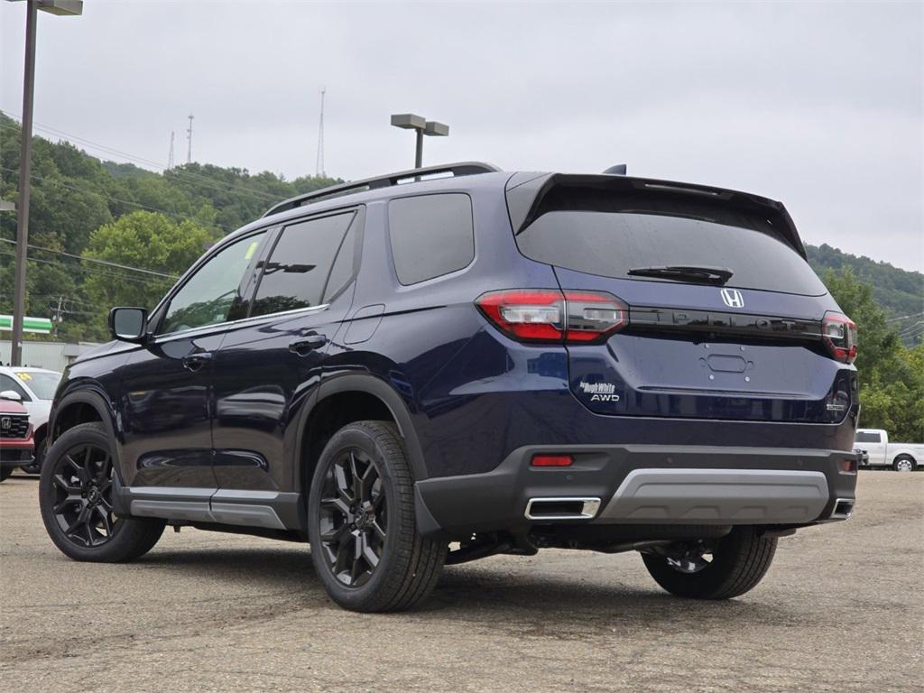 new 2025 Honda Pilot car, priced at $53,250