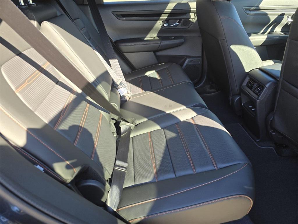 new 2026 Honda CR-V Hybrid car, priced at $41,675