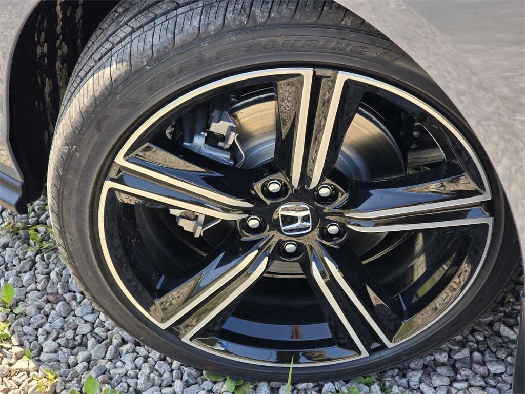 new 2025 Honda Accord Hybrid car, priced at $35,260