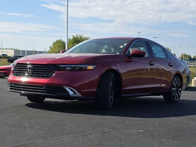 new 2025 Honda Accord Hybrid car