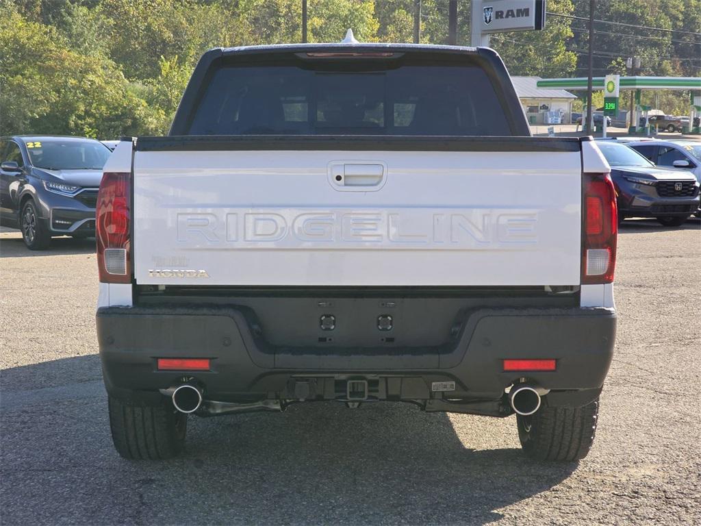 new 2025 Honda Ridgeline car, priced at $48,655