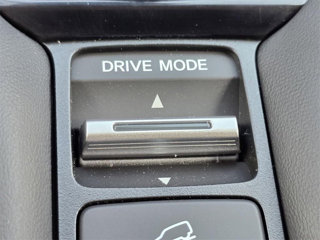 new 2025 Honda HR-V car, priced at $28,750