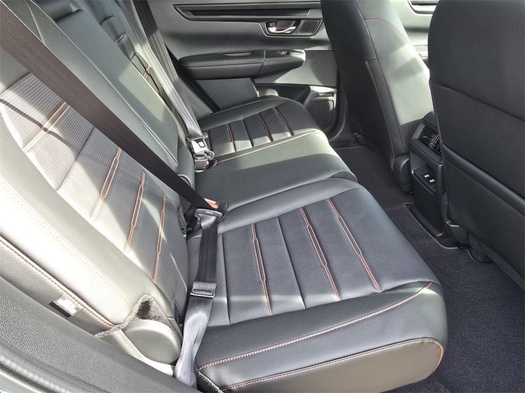 new 2026 Honda CR-V Hybrid car, priced at $41,675