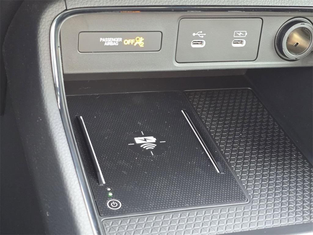 new 2026 Honda CR-V Hybrid car, priced at $41,675