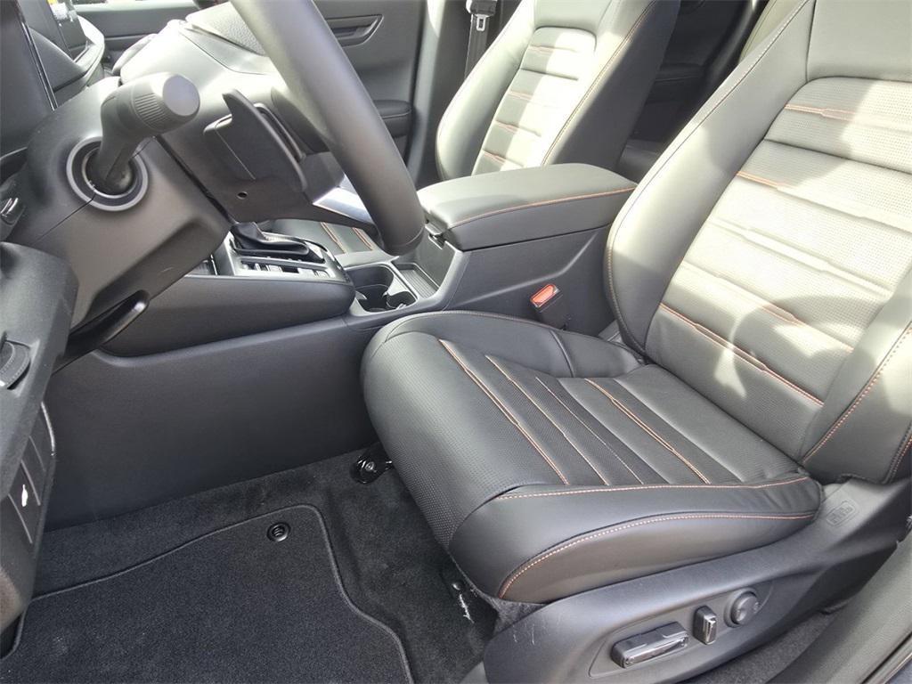 new 2026 Honda CR-V Hybrid car, priced at $41,675