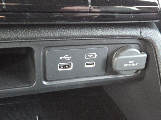 new 2025 Honda Pilot car, priced at $51,350