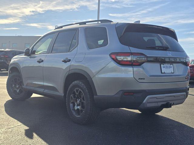 new 2025 Honda Pilot car, priced at $50,895