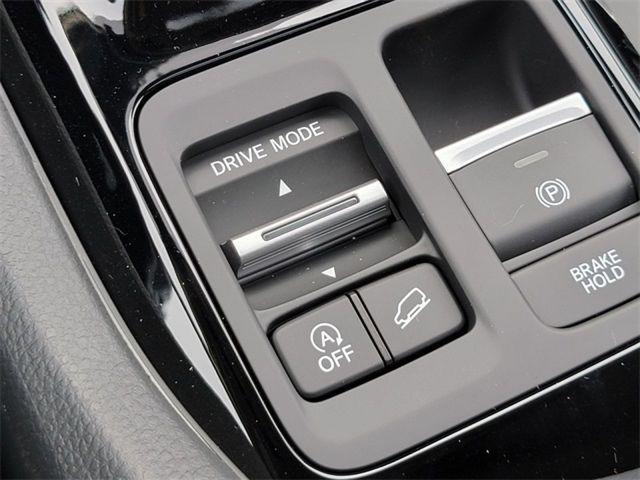 new 2025 Honda Pilot car, priced at $51,550