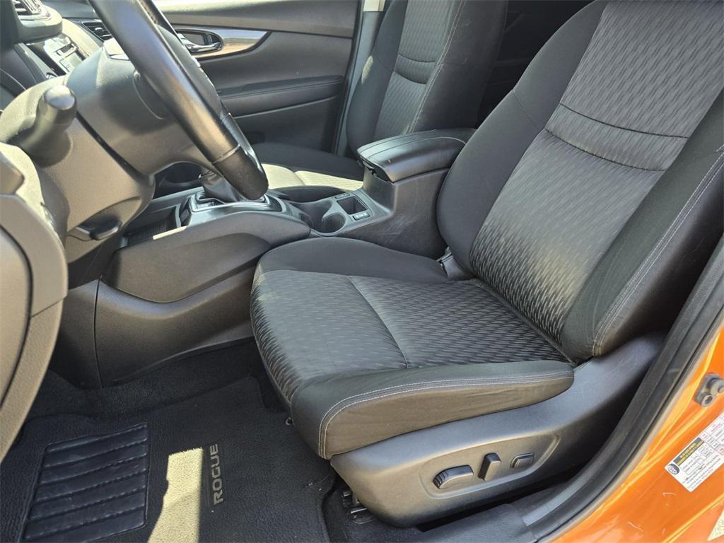 used 2020 Nissan Rogue car, priced at $4,963