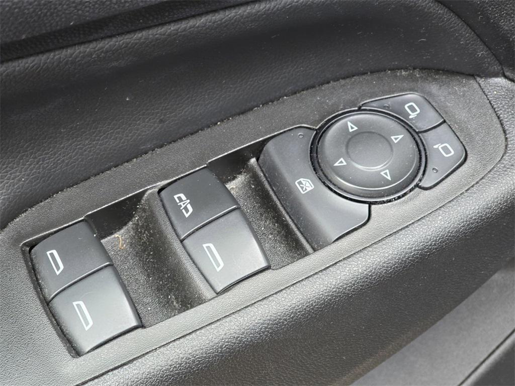 used 2021 Chevrolet Equinox car, priced at $15,738