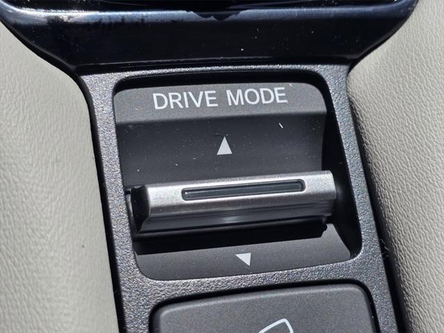 new 2025 Honda HR-V car, priced at $28,750