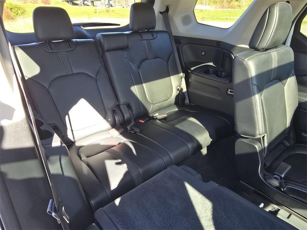 used 2023 Honda Pilot car, priced at $34,980