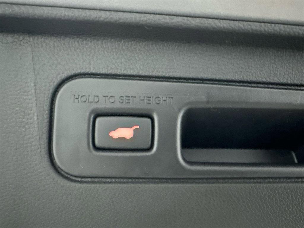 new 2025 Honda Pilot car, priced at $52,085