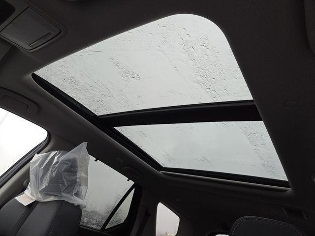 new 2025 Honda Pilot car, priced at $53,845