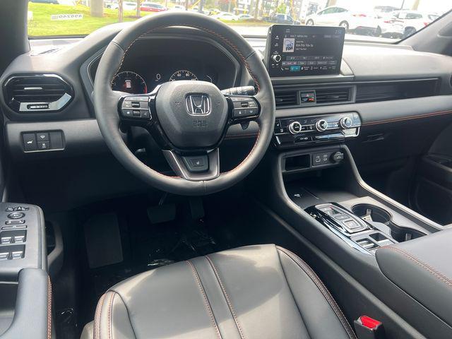 new 2025 Honda Pilot car, priced at $51,375