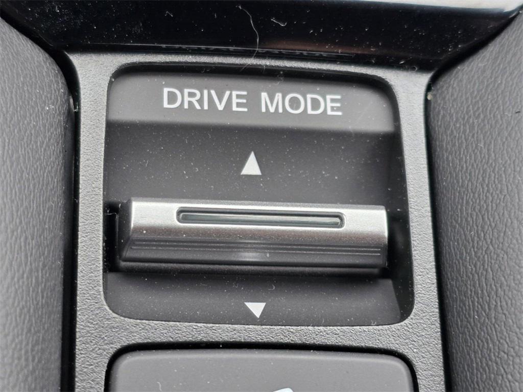 new 2025 Honda HR-V car, priced at $28,705