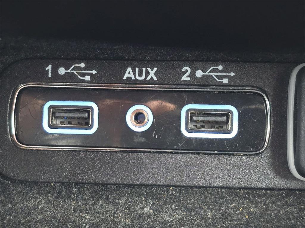 used 2018 Jeep Grand Cherokee car, priced at $15,962