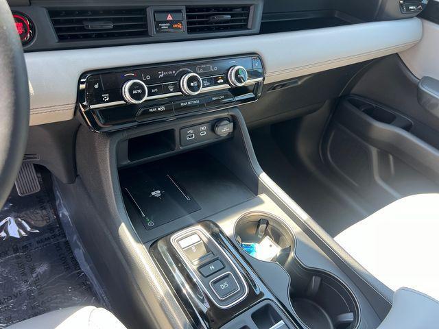 new 2025 Honda Pilot car, priced at $47,095