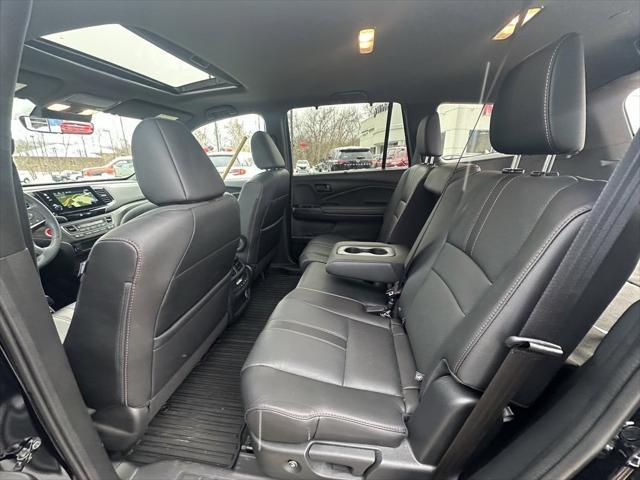 used 2022 Honda Pilot car, priced at $33,916