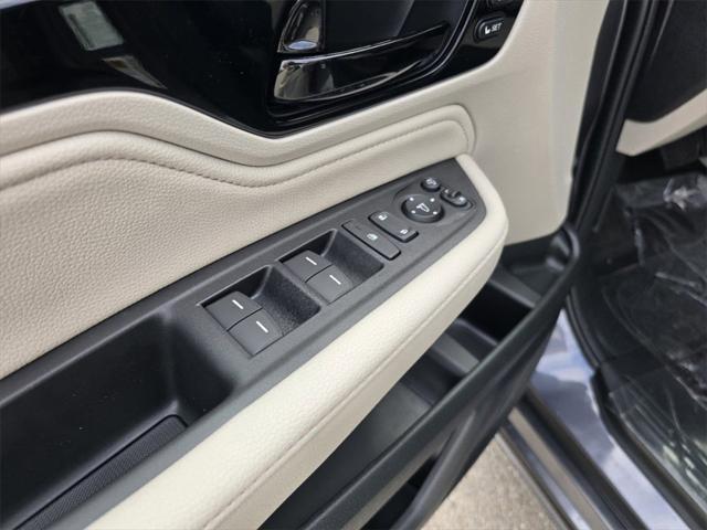 new 2025 Honda Odyssey car, priced at $52,275
