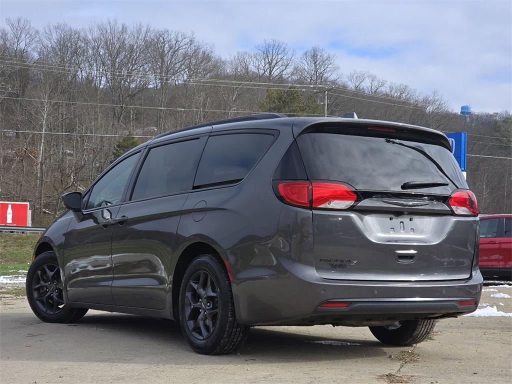 used 2018 Chrysler Pacifica car, priced at $11,977