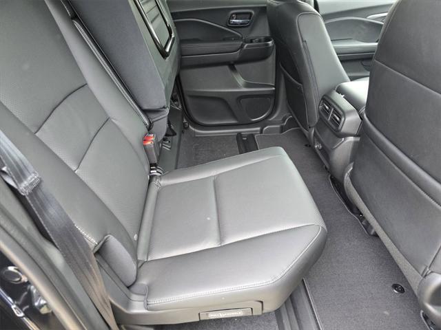 new 2025 Honda Ridgeline car, priced at $44,680