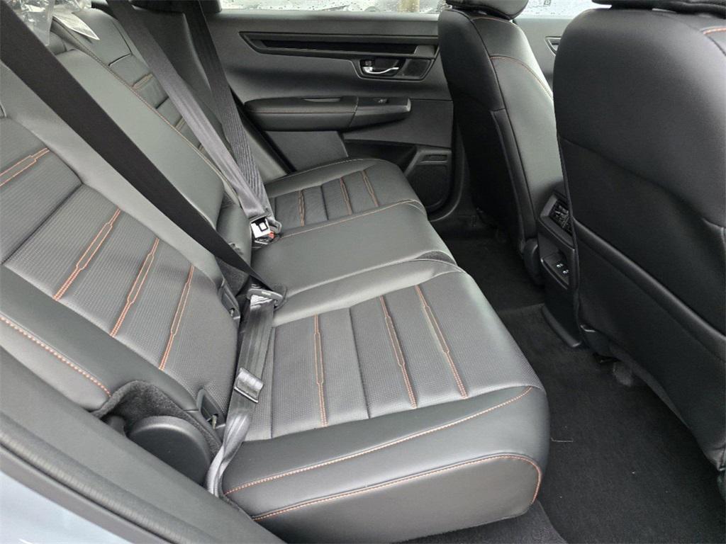 new 2025 Honda CR-V Hybrid car, priced at $40,955