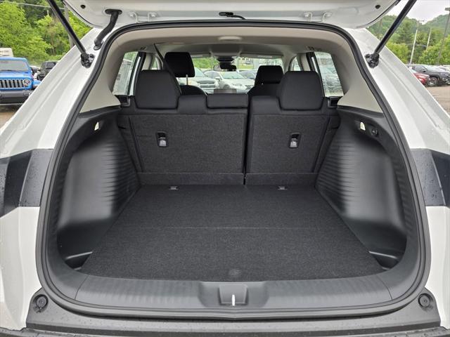 new 2025 Honda HR-V car, priced at $28,750
