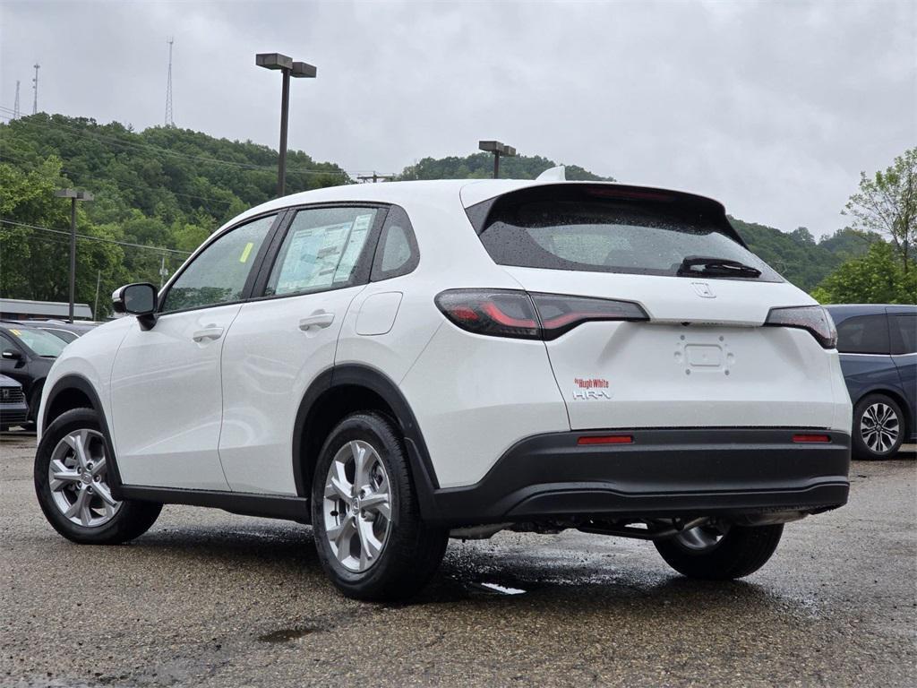 new 2025 Honda HR-V car, priced at $28,750