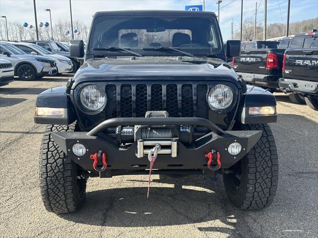 used 2023 Jeep Gladiator car, priced at $32,440