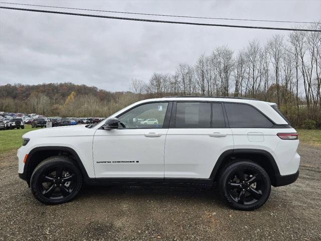 used 2023 Jeep Grand Cherokee car, priced at $33,793