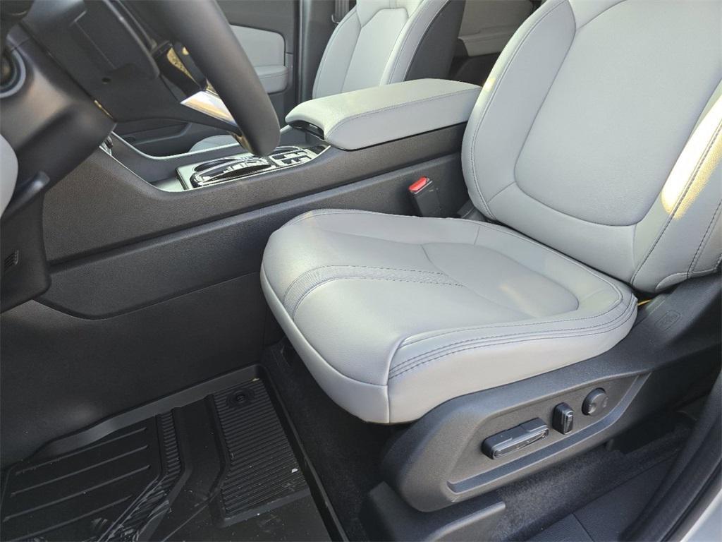 new 2025 Honda Pilot car, priced at $47,825