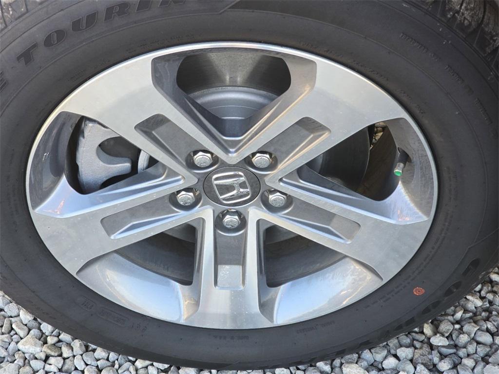 new 2025 Honda Pilot car, priced at $47,825