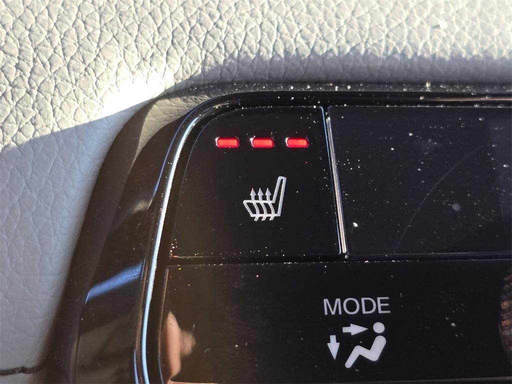 new 2025 Honda Pilot car, priced at $47,825