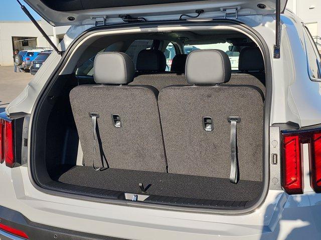 new 2026 Kia Sorento car, priced at $32,797