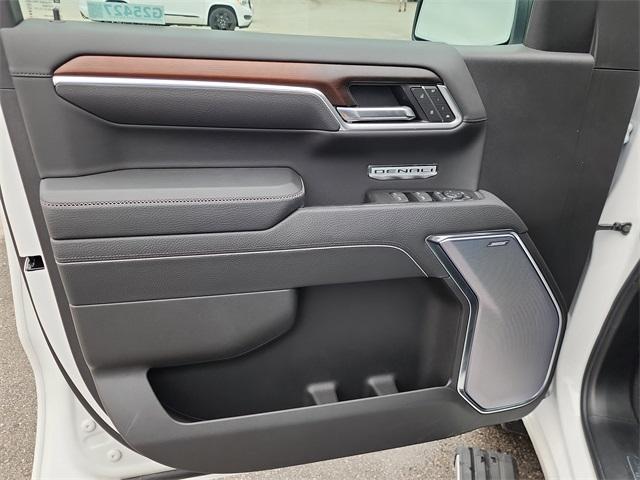 new 2025 GMC Sierra 1500 car, priced at $67,900