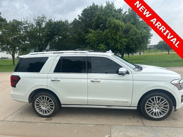 used 2023 Ford Expedition car, priced at $60,000