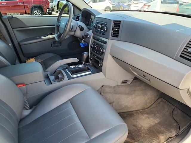 used 2007 Jeep Grand Cherokee car, priced at $7,500