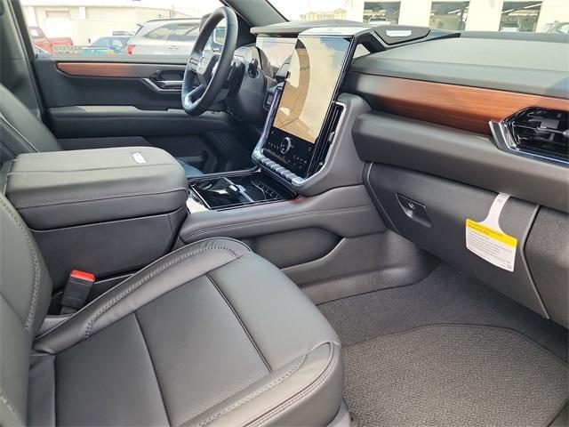 new 2025 GMC Yukon car, priced at $85,677