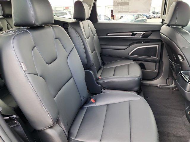 new 2025 Kia Telluride car, priced at $38,716