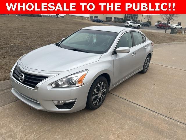 used 2013 Nissan Altima car, priced at $5,000